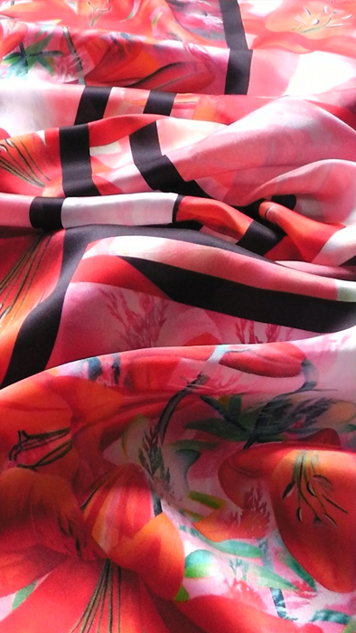 Silk art scarf 'Fleur de lis"